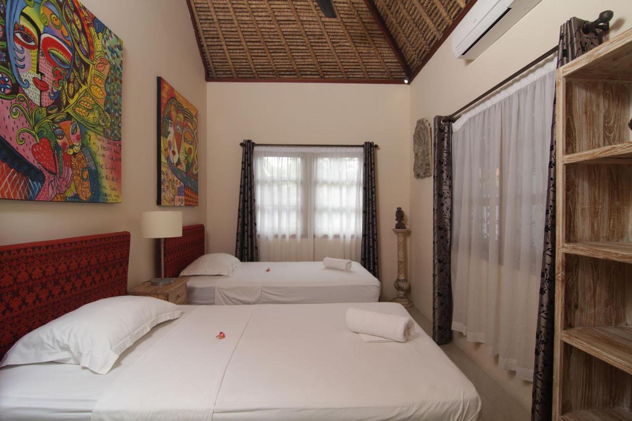 Bamboo Moon Villas Sanur Esterno foto