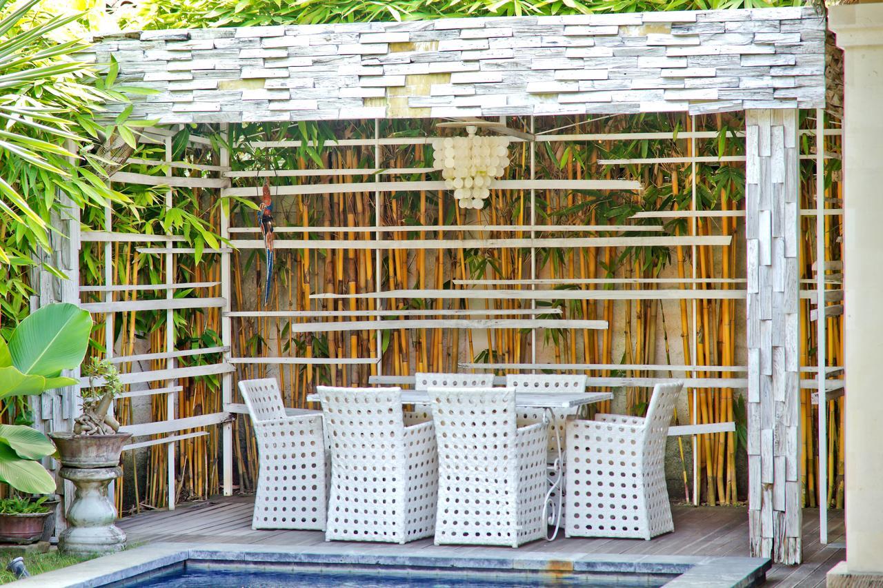 Bamboo Moon Villas Sanur Esterno foto