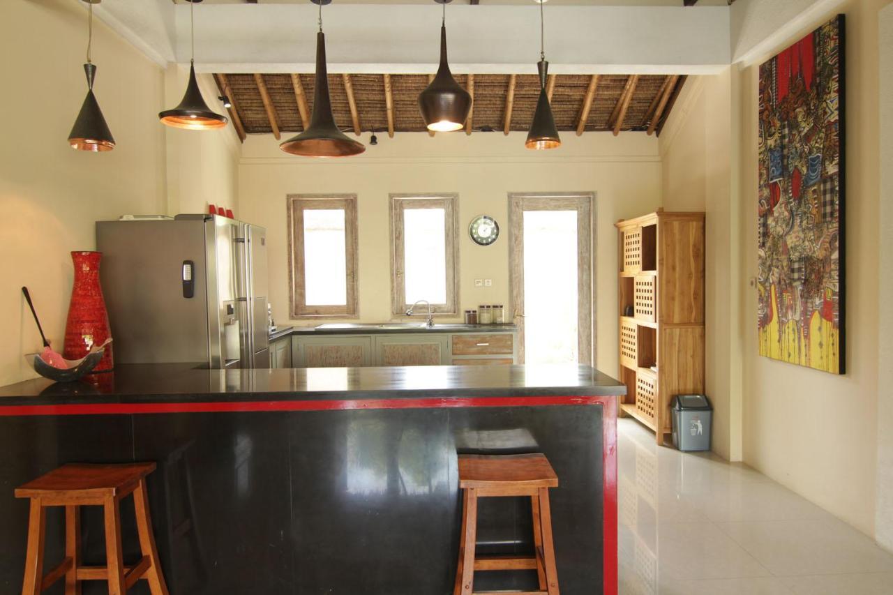 Bamboo Moon Villas Sanur Esterno foto