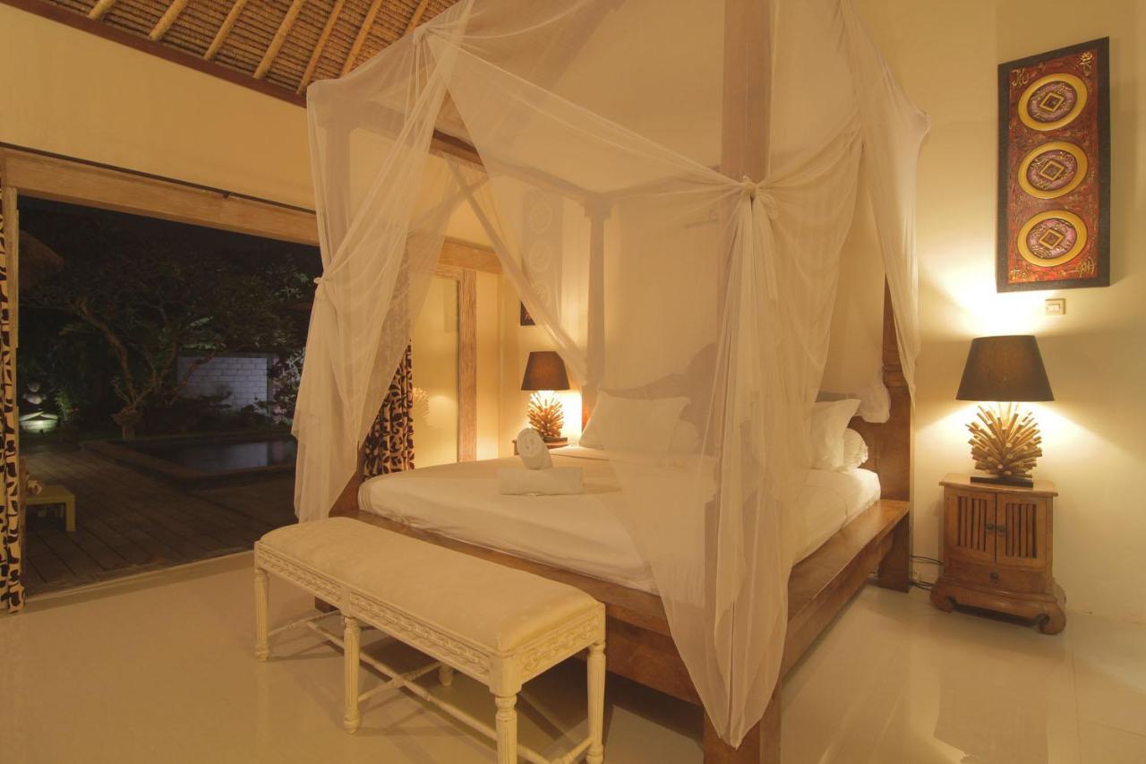 Bamboo Moon Villas Sanur Esterno foto